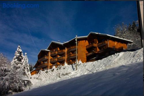 Appartamento con 1 camera da letto a Morzine. Terrazza e Internet