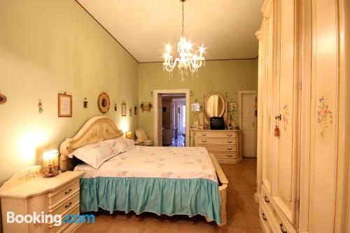 Confortable appartement dans une position centrale. À Chiaramonte Gulfi.