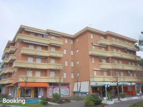 2 bedroom place. Bibione calling!