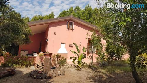 Idéal, trois chambres! Bosa à vos pieds