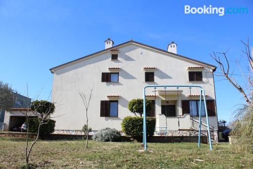 Appartement pour couples. Terrasse et Wifi!