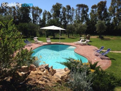 Apartamento para famílias. Terraço e piscina.