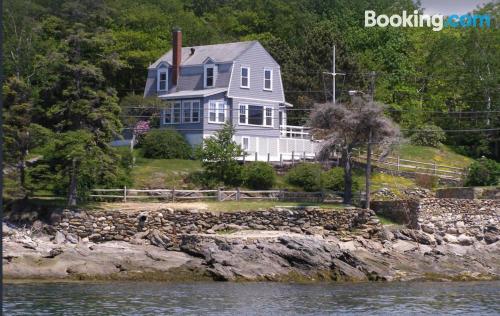 Wohnung mit heizung. In East Boothbay.