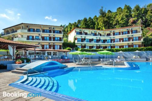 Apartamento para famílias. Terraço e piscina.