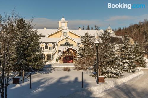 Espacioso apartamento en Mont-Tremblant con piscina