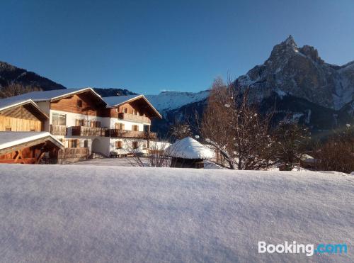 Cómodo apartamento en Siusi