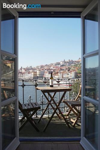 Appartement à Vila Nova de Gaia. Internet et terrasse