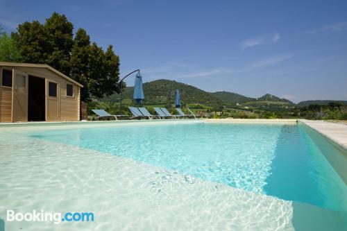 In Mérindol-les-Oliviers with terrace and swimming pool.