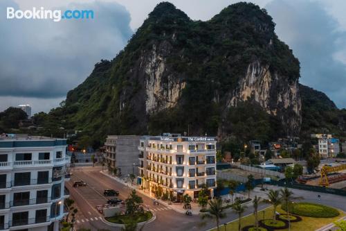 Wohnung mit Balkon. In Ha Long