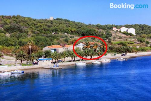 Place in Vis ideal for 6 or more.