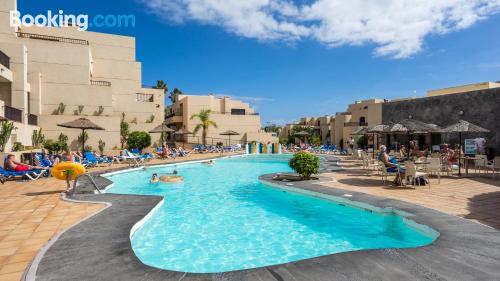 Apartamento de 48m2 en Costa Teguise con terraza y internet