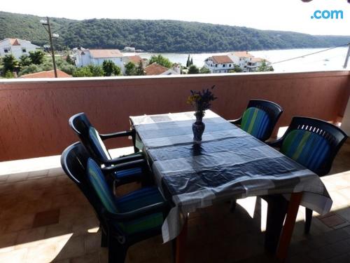 Appartement à Rab. Terrasse et Wifi!