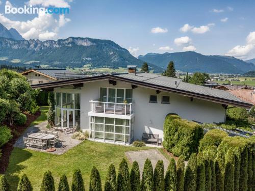 Wohnung mit terrasse. In Sankt Johann in Tirol.