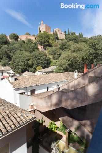 Espaçoso apartamento numa posição central em Granada.