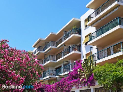 Appartement avec terrasse. Cavalaire-sur-Mer est votre