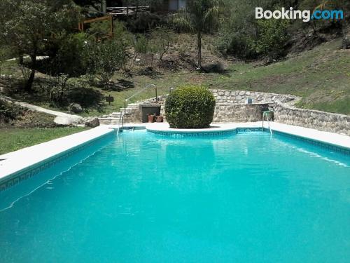 Apartamento com piscina em Villa General Belgrano