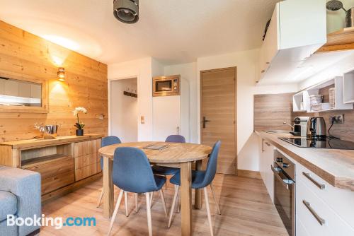 Cuco apartamento de dos dormitorios en Praz-sur-Arly