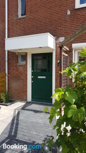 3 bedroom home in Hellevoetsluis. Ideal!