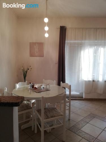 Confortable appartement à Novigrad Istria. Deux chambres