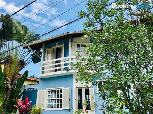 Apartamento con todo en Paraty con vistas.