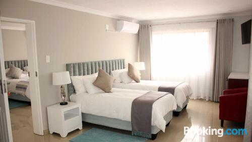 Apartamento de 32m2 em White River, perfeito para duas pessoas.