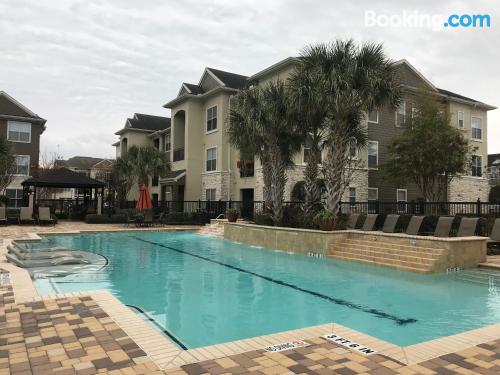 Appartement avec piscine et l'air concdetionné à The Woodlands