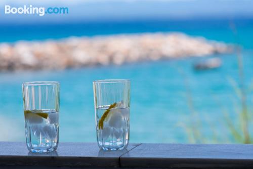 Appartamento con terrazza. Kalamata ai vostri piedi!.