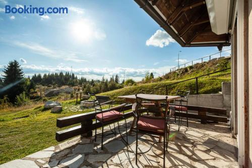 Ferienwohnung mit internet und terrasse. Tierfreundlich.