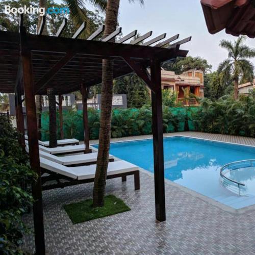 Appartamento con piscina, a Mapusa