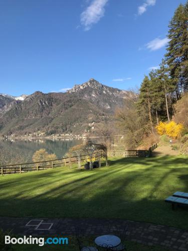 Appartement avec terrasse. À Mezzolago