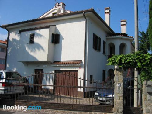 Apartamento com terraço em Izola.