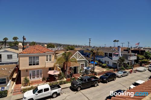 3 Schlafzimmer. In Newport Beach