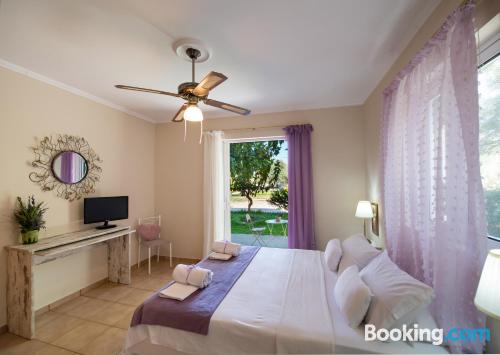 Apartamento com terraço em Lefkada Town.