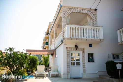 2-Zimmer-Appartement. Terrasse!