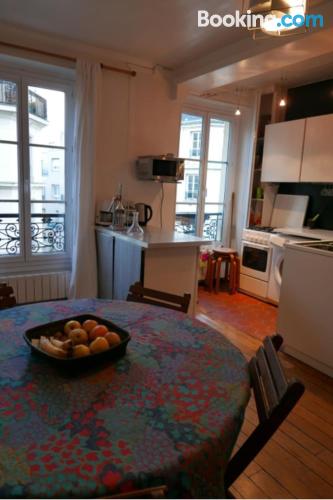 Appartement pour couples. À Paris.