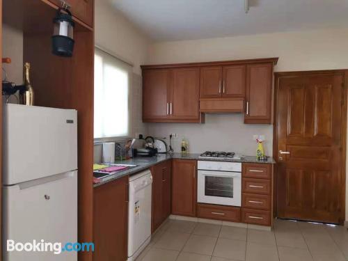 Appartement de 3 chambres à Limassol. 180m2!.