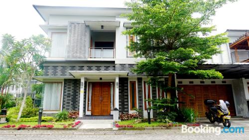 Apartamento com terraço em Yogyakarta.