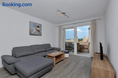 Appartement avec terrasse à Makarska