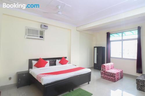 Mozzafiato appartamento con 1 camera da letto, a Noida.