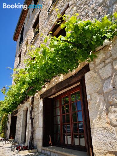 Appartement à Cabris. Idéal!.