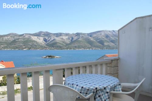 Ferienwohnung mit terrasse. In Korčula.