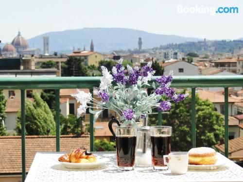 Appartement avec terrasse. Florence est votre.