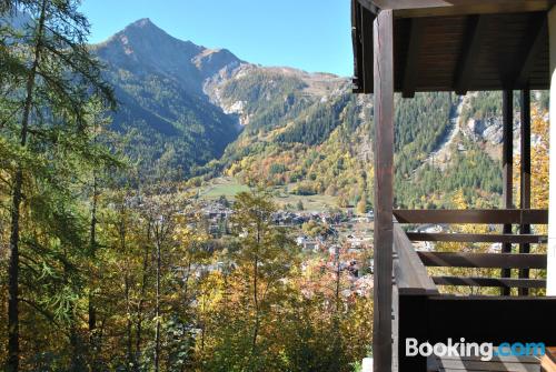 Cómodo apartamento en Courmayeur. Perfecto para grupos