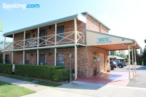 Pratique appartement. Armidale à vos pieds