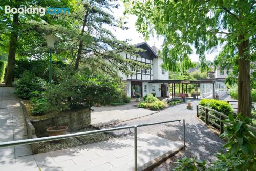 Appartement avec terrasse. Bergisch Gladbach est votre!