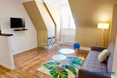 Apartamento en miniatura en zona increíble en Caen.