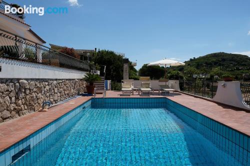 Apartamento com piscina. Terraço!