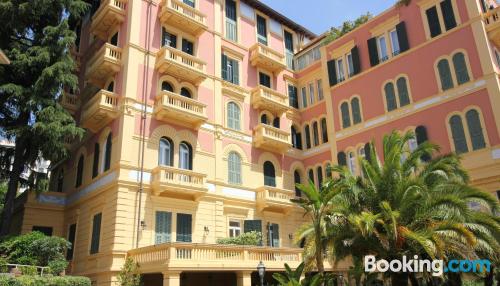 Convenient 1 bedroom apartment. Sanremo experience!