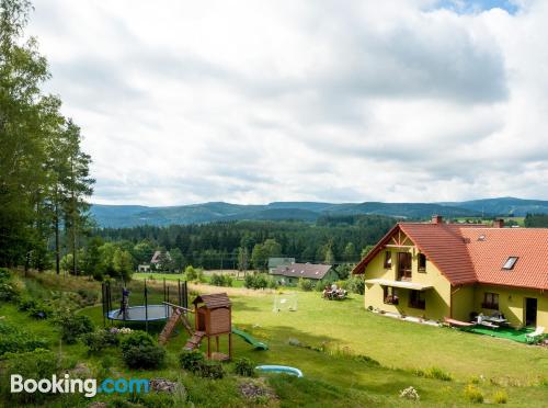 Appartement pour les familles à Szczytna. Terrasse!