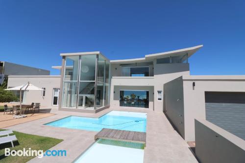 Appartement avec terrasse. Pour deux personnes.